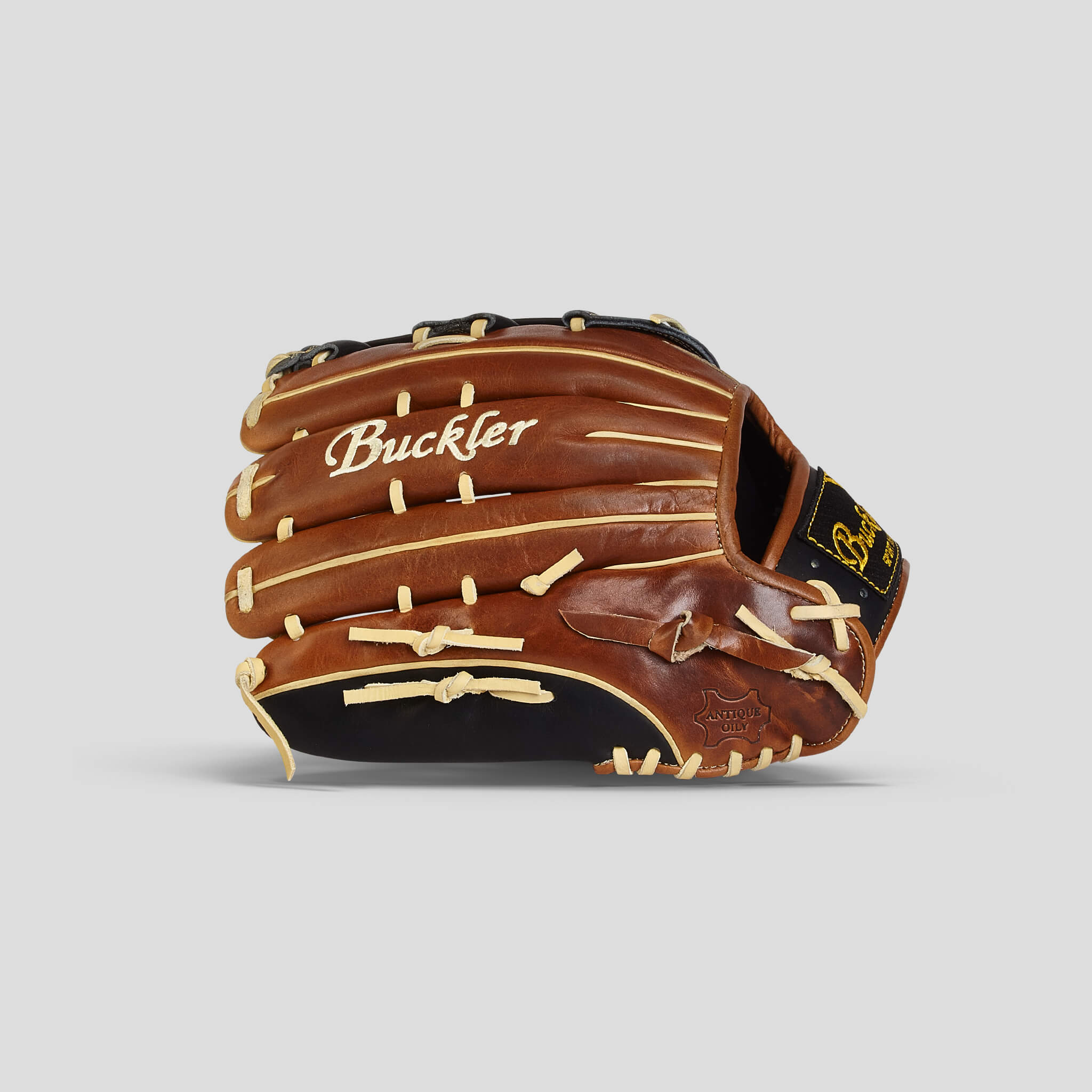 HeritagePro 13" Baseball Outfielder Glove Buckler Baseball