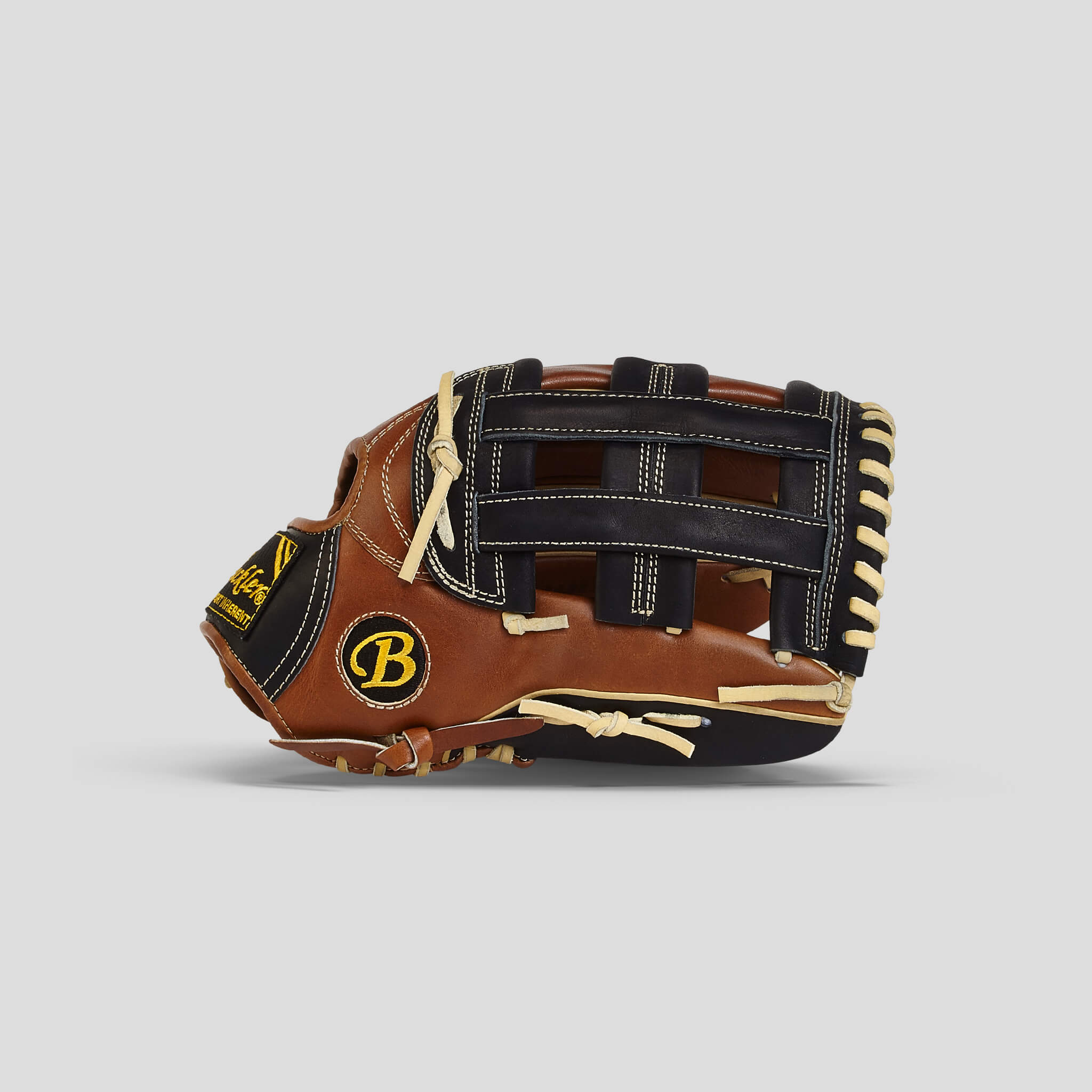 HeritagePro 13" Baseball Outfielder Glove Buckler Baseball